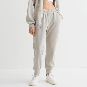 NWOT HM Basics Light Taupe/Brown Joggers Size XS